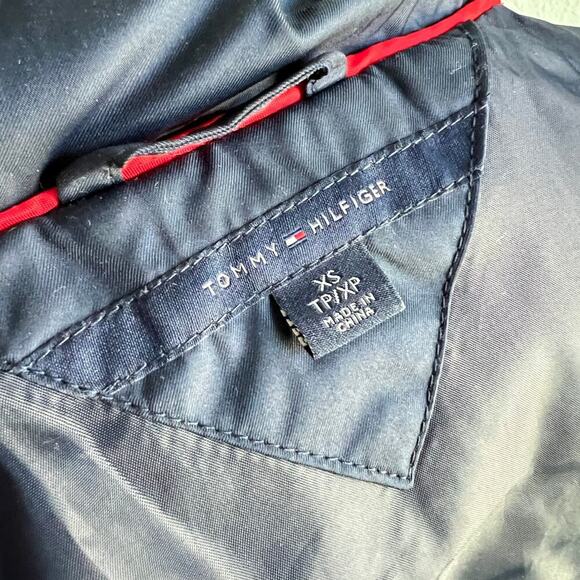 Tommy Hilfiger Quilted Puffer Vest Women's XS Navy Blue Button Front Outdoors - Picture 4 of 4